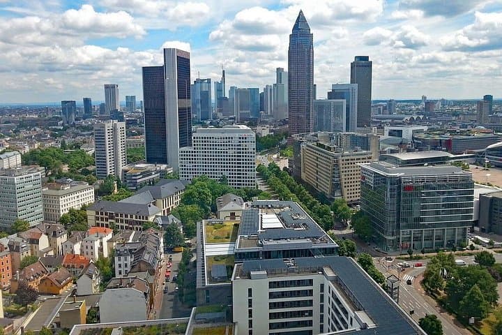 Transfert privé de Nuremberg à Francfort avec visites — photo 2