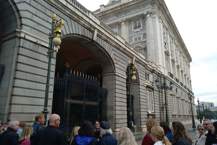 Privatführung durch den Königlichen Palast von Madrid — Foto 3