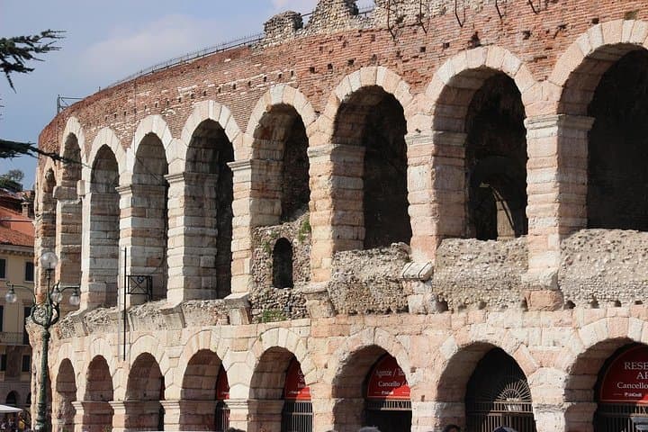 Verona en un Día: Tour con Acceso Rápido a la Arena y la Casa de Julieta