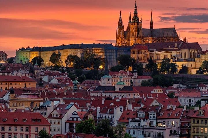 Trasferimento Privato con Visita Guidata da Berlino a Praga — foto 2