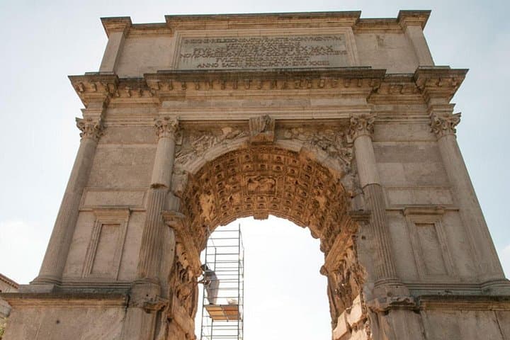 Geführte Gruppentour durch das Kolosseum, das Forum Romanum & den Palatin — Foto 5