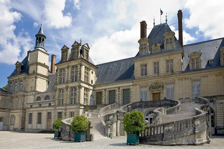 Gita di un giorno ai castelli di Fontainebleau e Vaux le Vicomte da Parigi — foto 2
