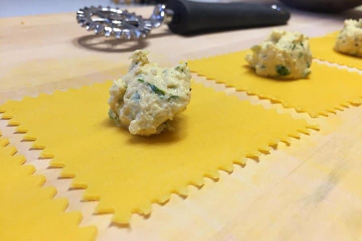 Pasta, Ragu, Tiramisu und unbegrenzte Weinverkostung in Bologna — Foto 4