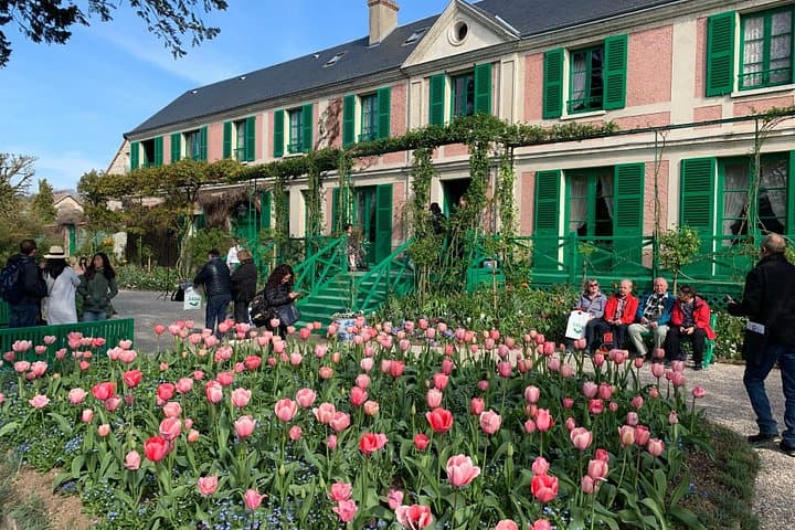Visite Privée du Palais de Versailles et de Giverny au départ de Paris