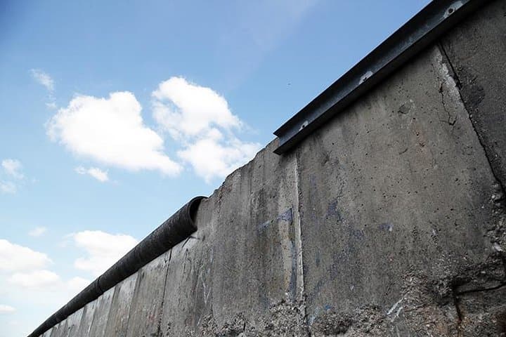 Ostberlin und die Berliner Mauer 2-Stunden-Walking-Tour — Foto 4