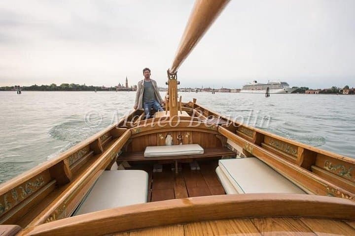 Sonnenuntergangs-Bootstour mit Prosecco in Venedig — Foto 3