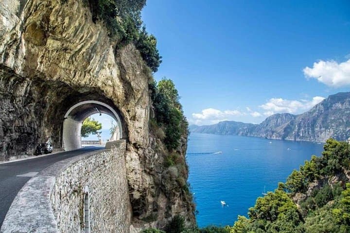 Transfer zwischen Rom und Positano mit einem 2-stündigen Stopp in Pompeji — Foto 4