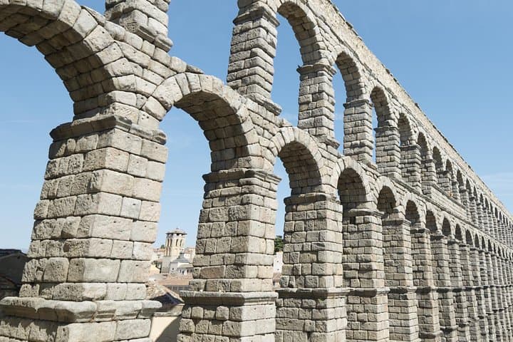 Ganztägige UNESCO-Tour nach Avila & Segovia von Madrid mit Mittagessen — Foto 2