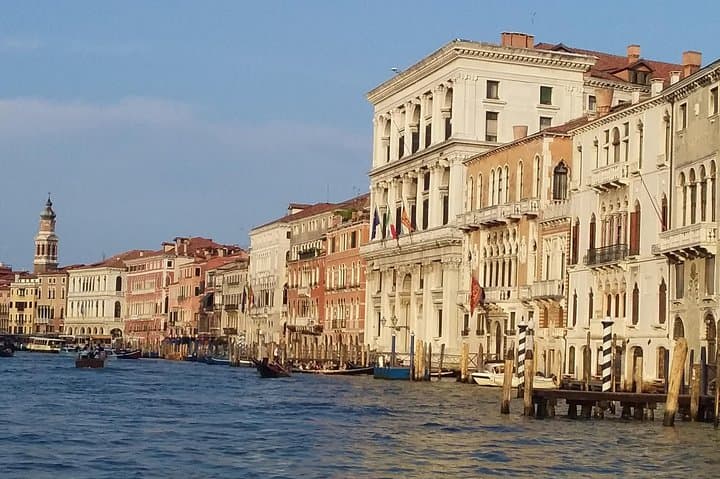 Tour privado a pie por Venecia con almuerzo en la isla de Murano y visita a la fábrica de vidrio — foto 3