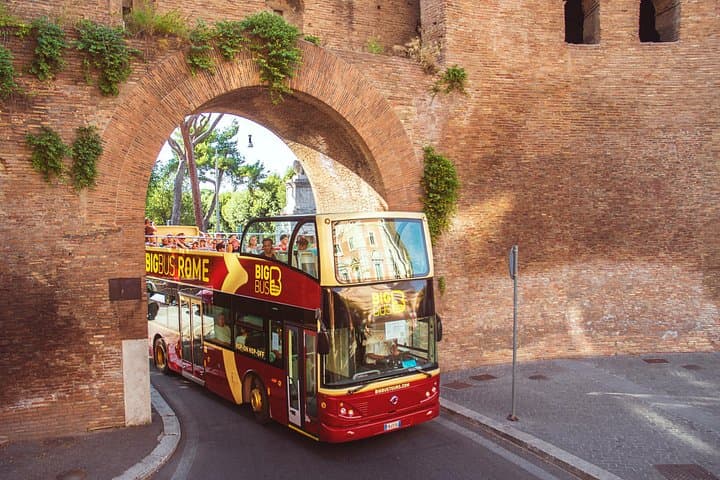 Rom Big Bus Hop-on Hop-off Sightseeing Tour im offenen Oberdeck