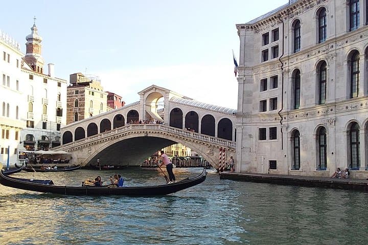 Tour privado a pie por Venecia con almuerzo en la isla de Murano y visita a la fábrica de vidrio