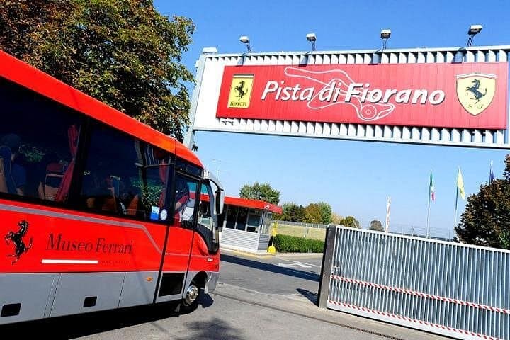 Ferrari & Lamborghini - Die Original Italienische Autofabrik Tour — Foto 2