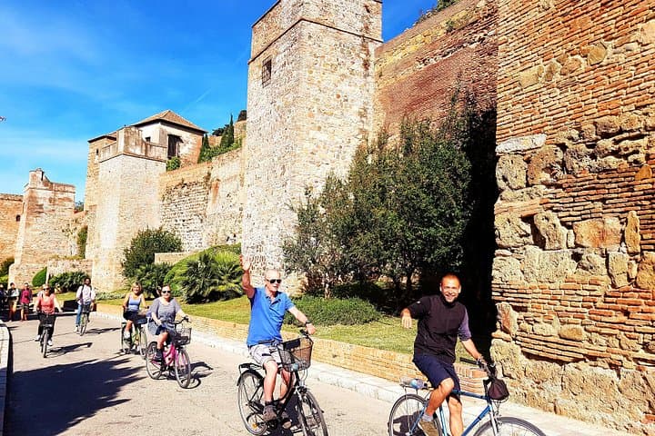 Noleggia una bici in città a Málaga: Giornata intera di 24 ore — foto 5