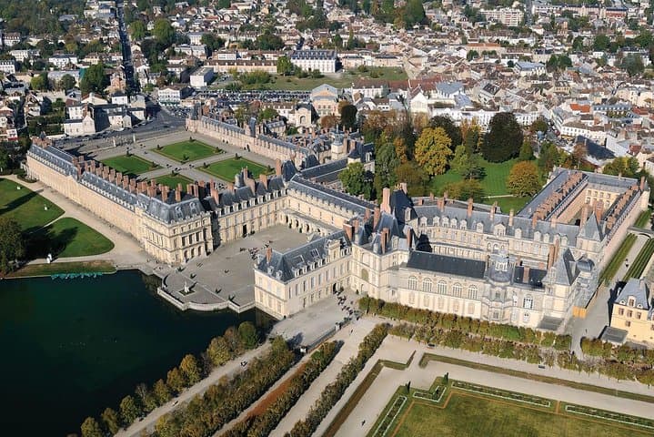 Excursión de un día en grupo reducido a los castillos de Fontainebleau y Vaux-Le-Vicomte desde París — foto 4