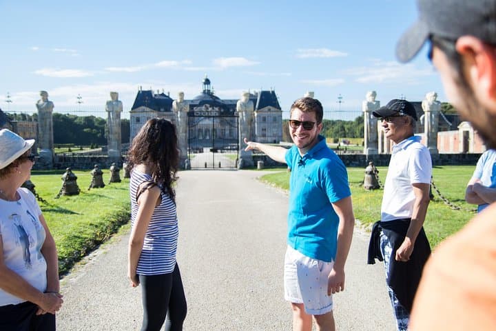 Excursión de un día en grupo reducido a los castillos de Fontainebleau y Vaux-Le-Vicomte desde París — foto 5