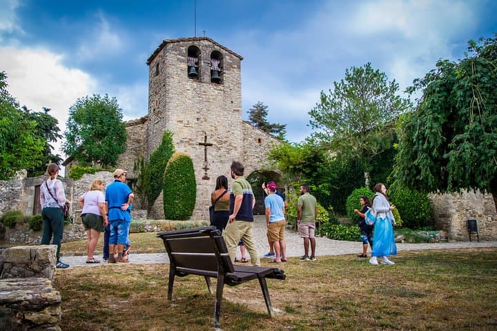 Escursione di un giorno in piccoli gruppi nei tre villaggi medievali da Barcellona — foto 5