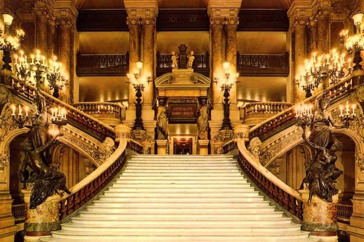 Visite Guidée Privée des Mystères de l'Opéra Garnier — photo 2