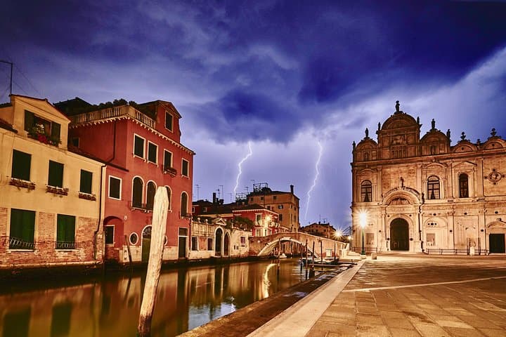 Tour Notturno di Venezia: Fantasmi, Leggende e Misteri Nascosti — foto 2