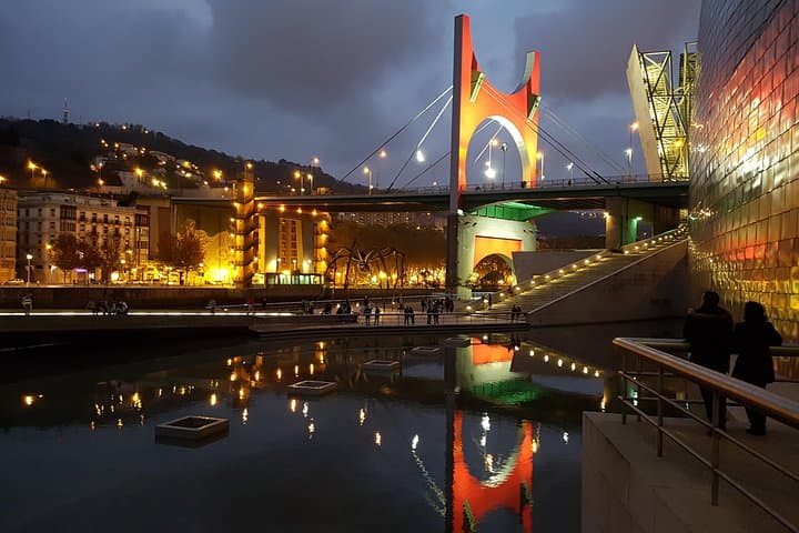 Bilbao Stadtführung: Moderne Transformation und malerische Spaziergänge — Foto 4