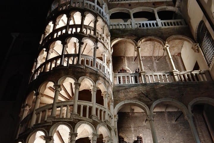Tour Notturno di Venezia: Fantasmi, Leggende e Misteri Nascosti — foto 5