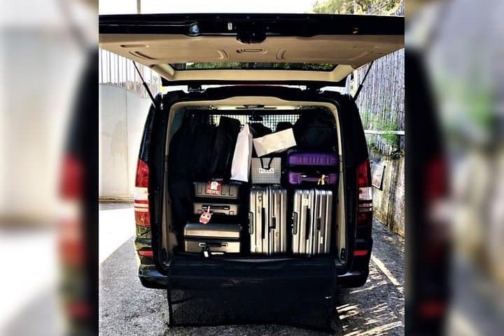 Private Arrival Transfer from Fiumicino Airport (FCO) to Rome