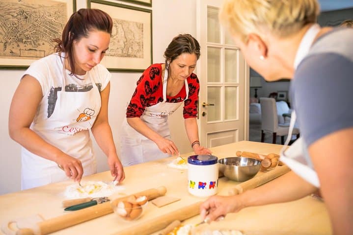 Kochkurs für kleine Gruppen: Pasta und Tiramisu in Turin — Foto 3