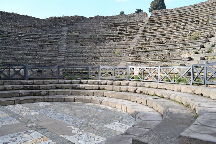 Transfer von Neapel nach Sorrent mit privater Tour in Pompeji — Foto 4