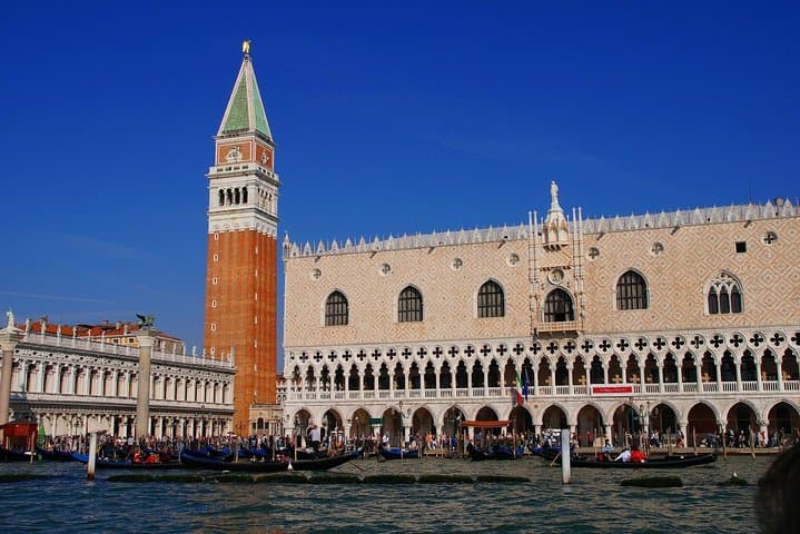 Venedig-Tour mit dem Hochgeschwindigkeitszug von Florenz — Foto 2