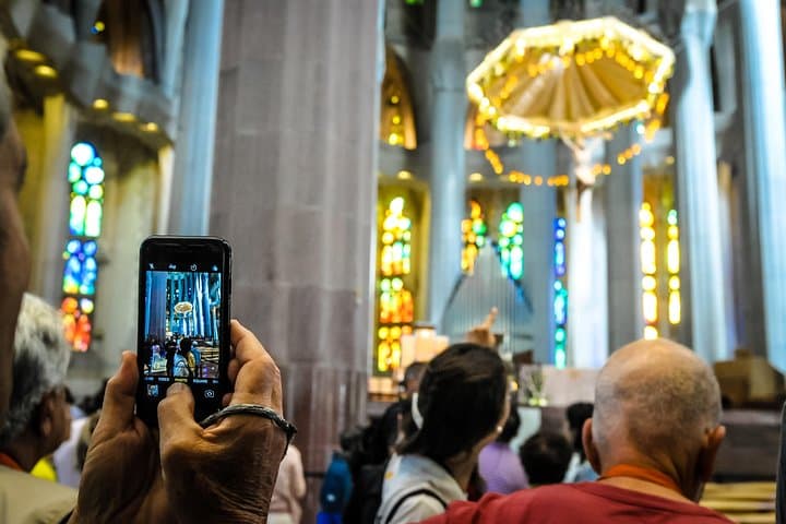 Points forts de Barcelone et visite de la Sagrada Familia — photo 5