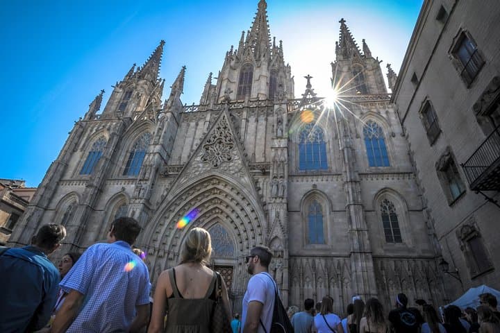 Points forts de Barcelone et visite de la Sagrada Familia — photo 3