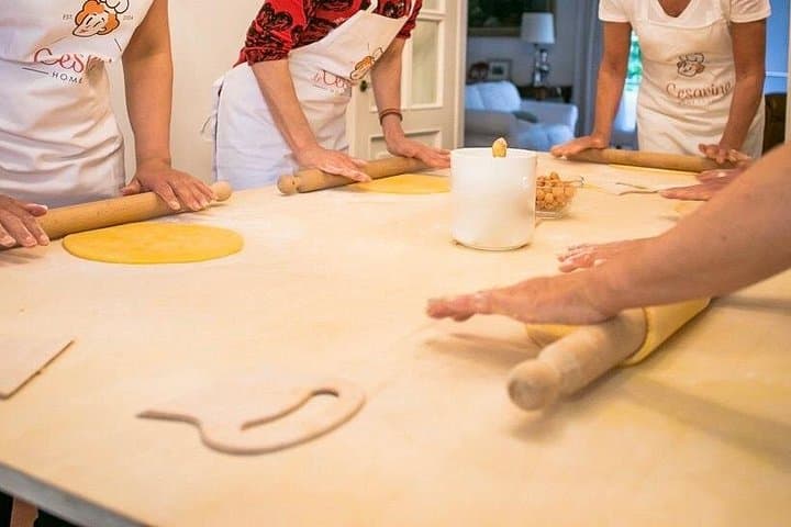 Bologna: Pasta-, Tiramisu- oder Lasagne-Kurs mit Wein — Foto 3