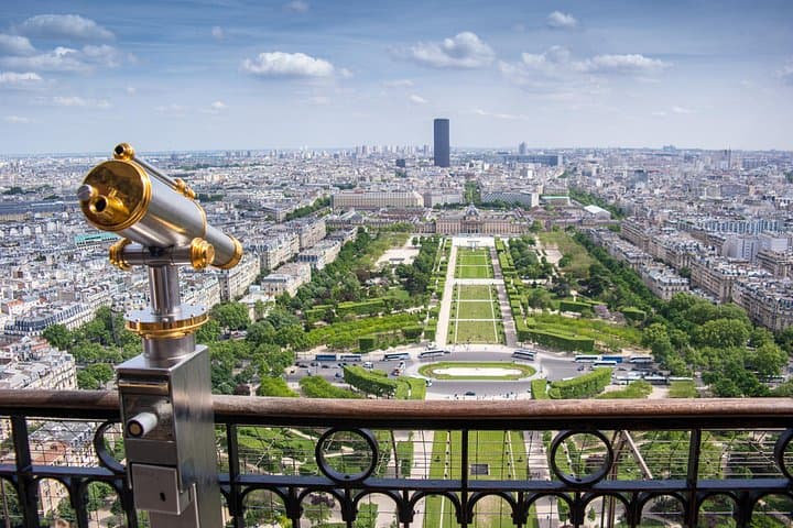 Opzione di Summit della Torre Eiffel con Crociera sul Fiume Senna e Tour della Città — foto 3