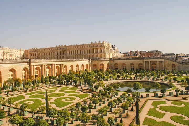 Excursión de un día en grupo reducido a Giverny y Versalles desde París con almuerzo — foto 4