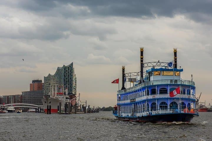 Hamburg Hafenrundfahrt 1 Stunde – Speicherstadt & Hafen — Foto 3