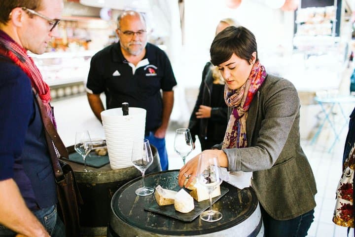 Tour di Degustazione al Mercato Victor Hugo di Tolosa per Piccoli Gruppi — foto 3