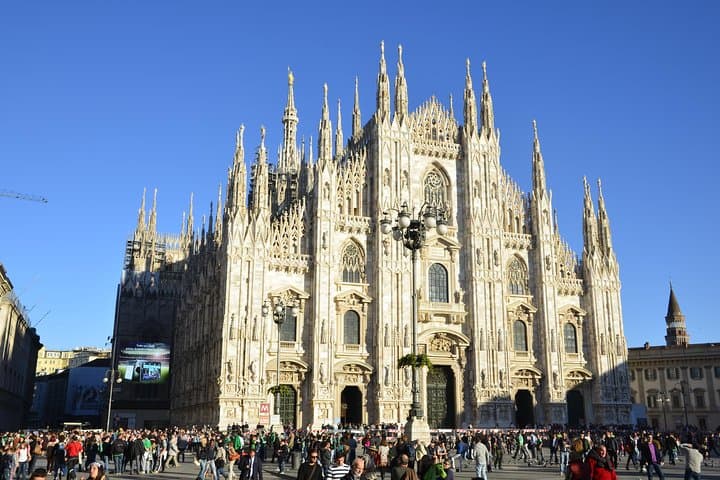 Milano: Tour Guidato Salta Fila del Duomo e Museo di La Scala