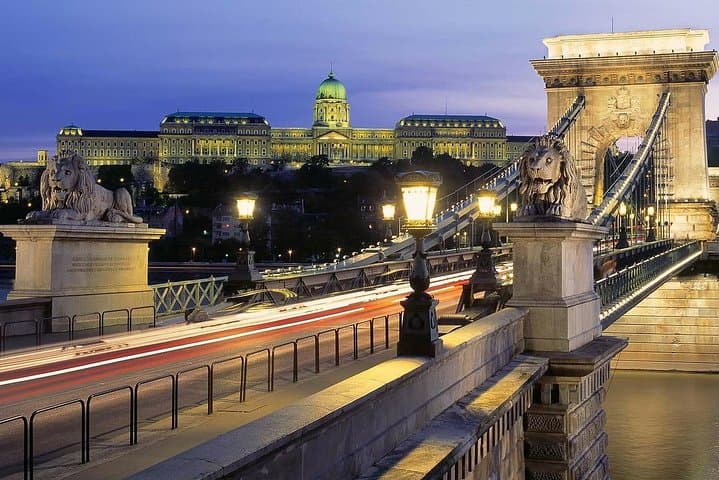 Trasferimento Privato da Francoforte a Budapest — foto 3