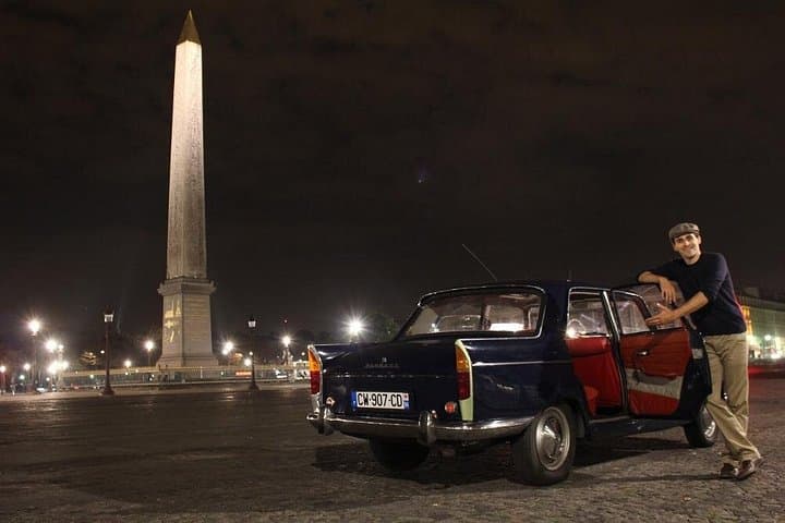 Besuchen Sie Paris in einem Oldtimer