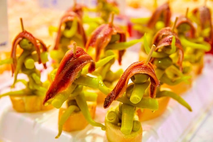 Pintxo-Tour und D.O. Weine in San Sebastian — Foto 1