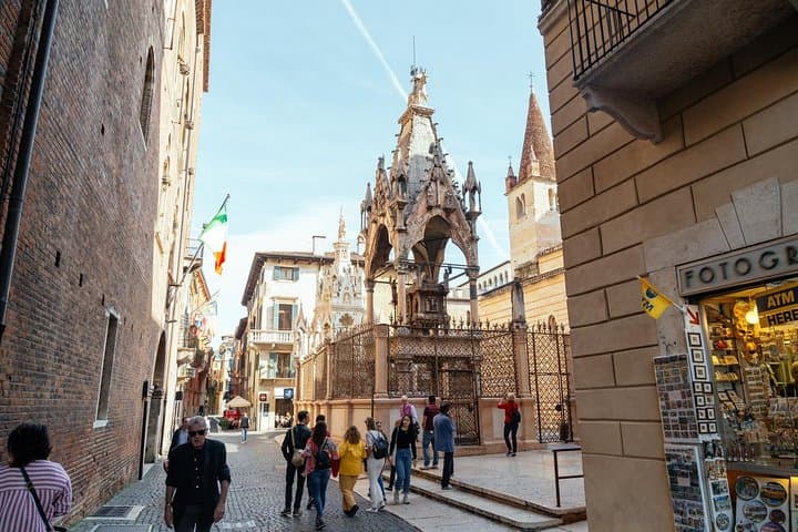 Private Tour von Verona: Highlights und versteckte Schätze — Foto 4