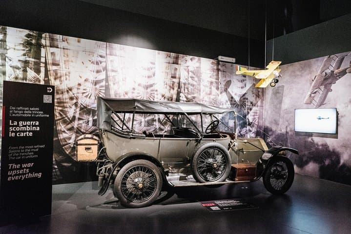 National Automobile Museum und Turin Hop On Hop Off — Foto 3