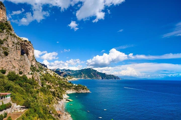 Croisière à Capri en bateau depuis la Côte Amalfitaine, 12 pax — photo 2