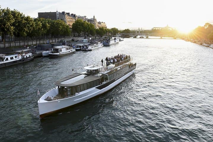 Croisière guidée sur la Seine avec Vedettes de Paris — photo 1