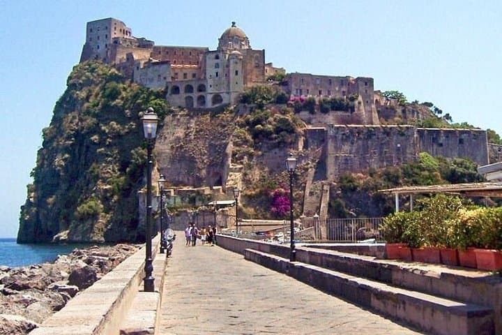 Excursion d'une journée sur l'île d'Ischia depuis Naples — photo 4
