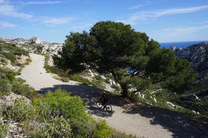 Tour in E-Bike nel Parco Nazionale delle Calanques di Sormiou da Marsiglia