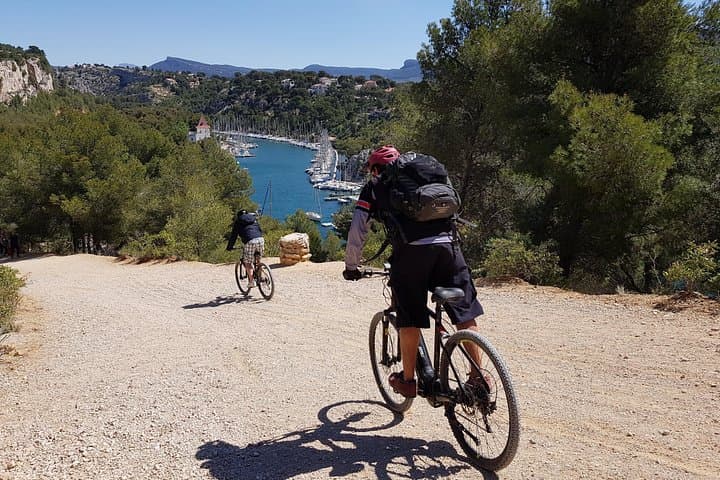 Tour in bicicletta nel Parco Nazionale delle Calanques — foto 4