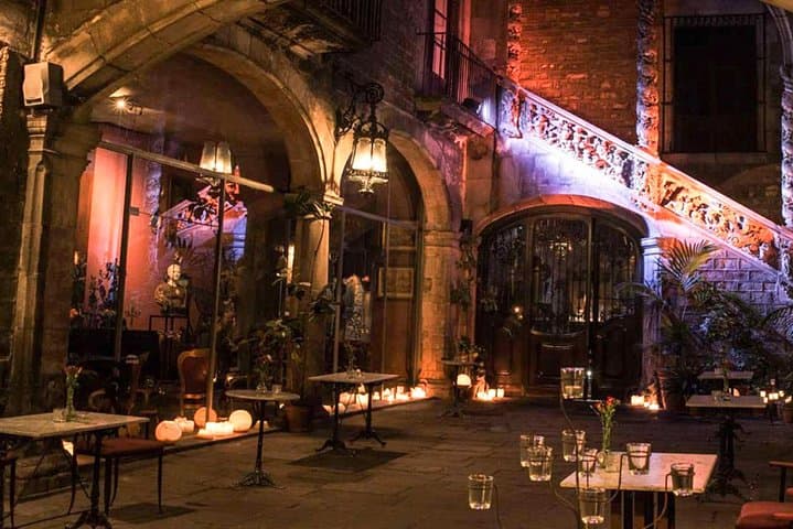 Tour Privato a Barcellona: Degustazione di Tapas e Vino con Spettacolo di Flamenco — foto 3