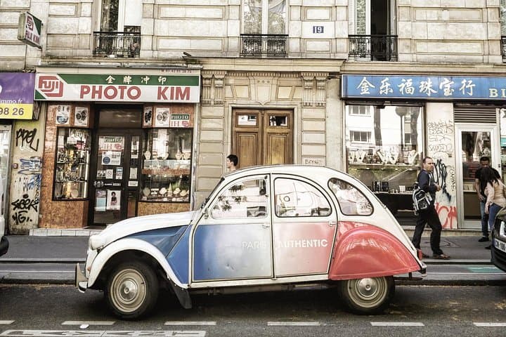 Klassische Paris-Tour im 2CV — Foto 4