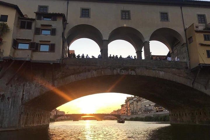 Visite Privée en Bateau au Coucher de Soleil à Florence avec Prosecco — photo 4