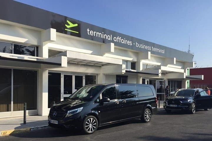 Trasferimento Privato dall'Aeroporto di Napoli alla Costiera Amalfitana